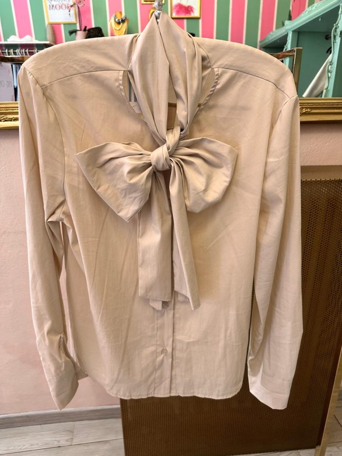 Camicia fiocco beige
