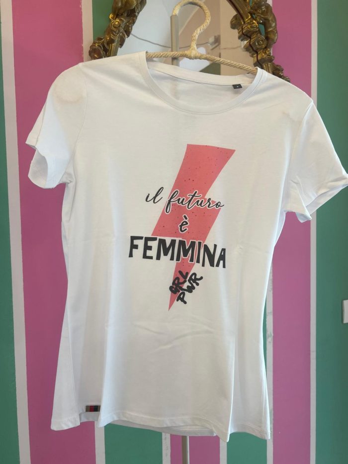 T-shirt futuro