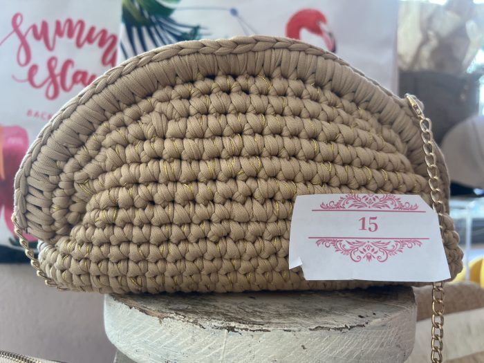 Borsa mezzaluna